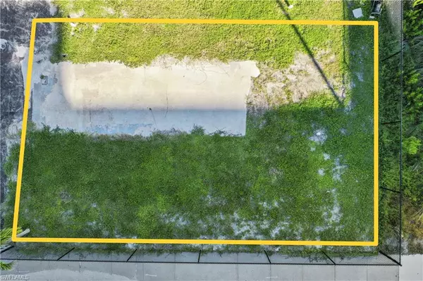 Fort Myers Beach, FL 33931,19281 #25 San Carlos BLVD