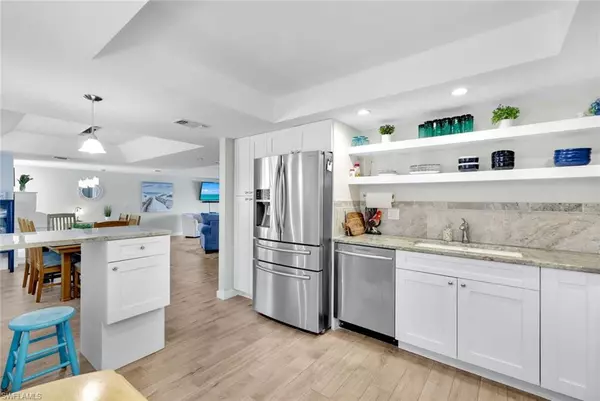 196 Albi RD #5, Naples, FL 34112