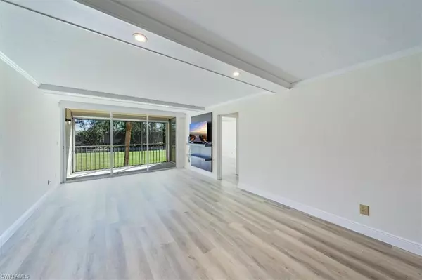 Naples, FL 34105,1083 Forest Lakes DR #6204