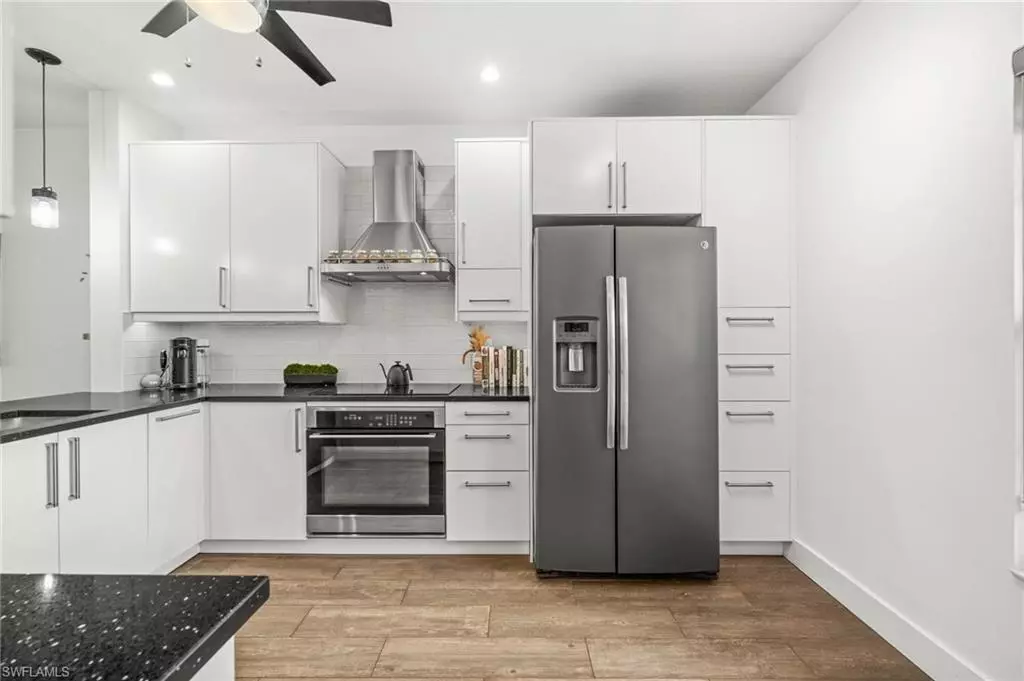 Naples, FL 34109,3235 Cypress Glen WAY #307