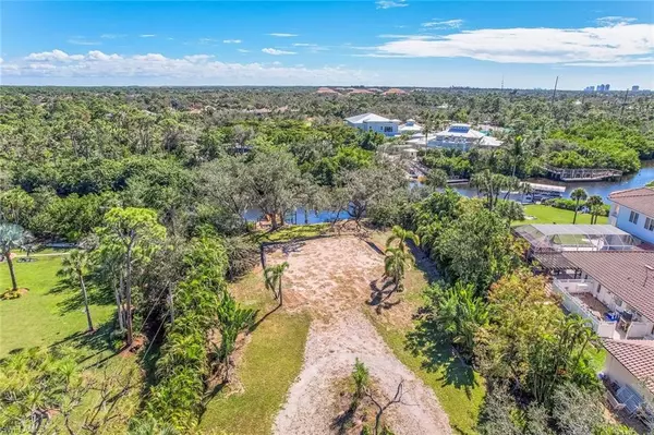 Estero, FL 33928,20684 Charing Cross CIR