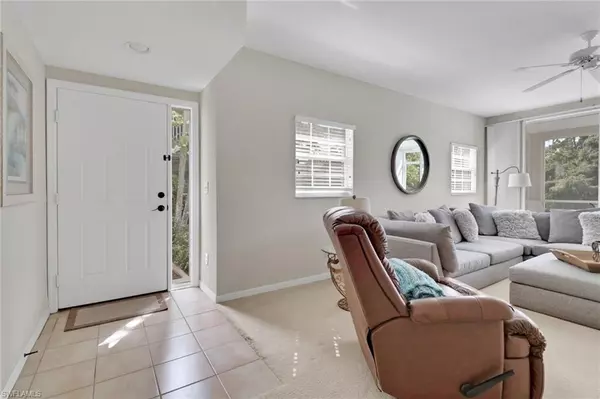 Naples, FL 34109,6923 Satinleaf RD N #101