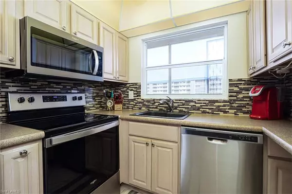 Bonita Springs, FL 34134,25740 Hickory BLVD #450