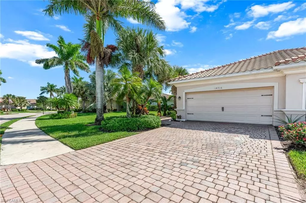 Naples, FL 34114,14716 Cranberry CT