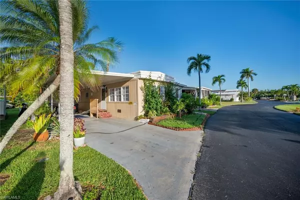 Naples, FL 34110,777 Walkerbilt RD #34