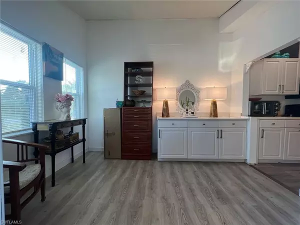 Naples, FL 34114,16 Derhenson DR