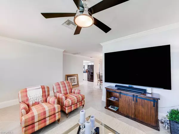 Naples, FL 34108,542 110th AVE N