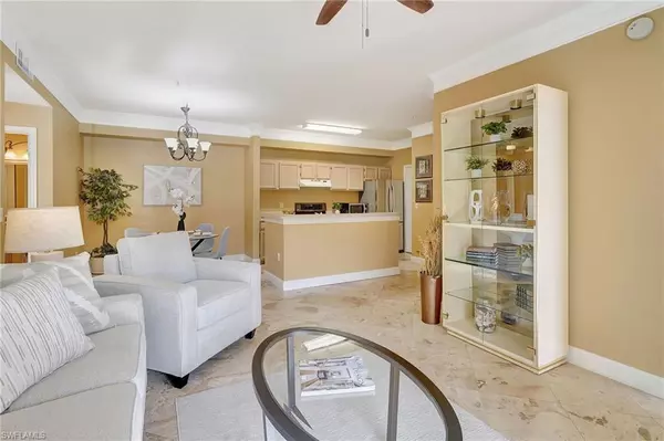 Fort Myers, FL 33913,11510 Villa Grand #407