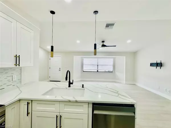 North Port, FL 34288,5009 Jody AVE