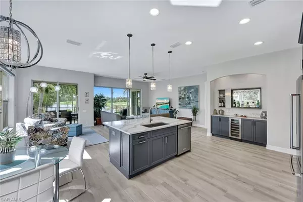 3310 Hamlet DR #3, Naples, FL 34105