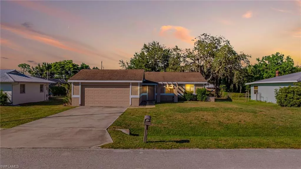 Fort Myers, FL 33967,7241 Lobelia RD