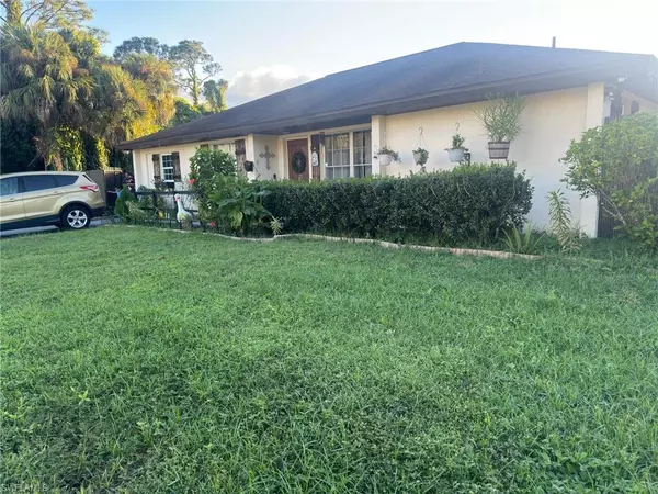 Lehigh Acres, FL 33936,411 Roosevelt AVE