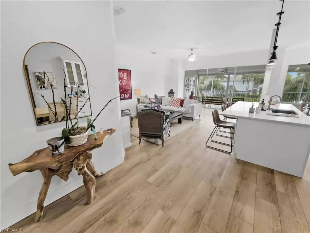 Naples, FL 34109,6876 Redbay Park RD #202