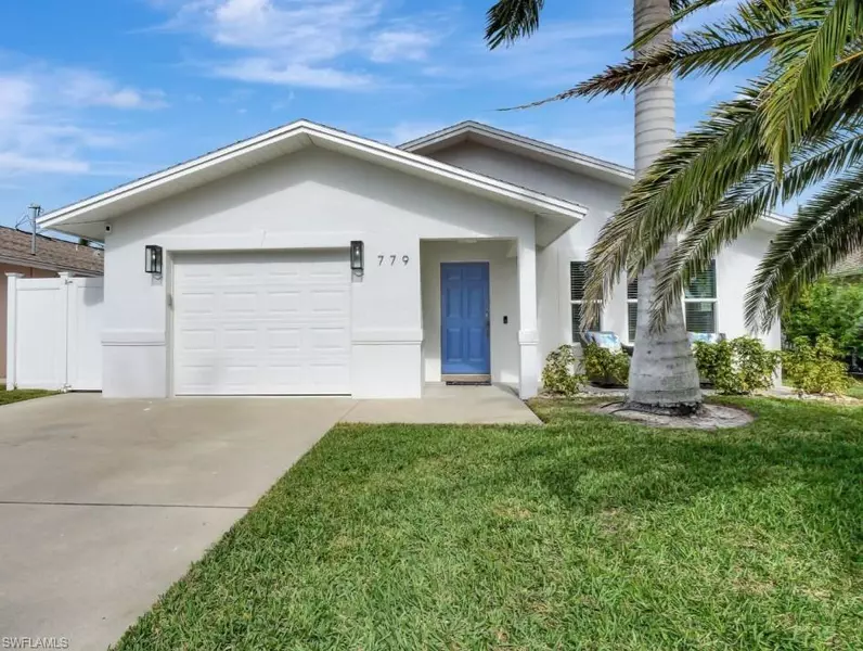 779 100th AVE N, Naples, FL 34108