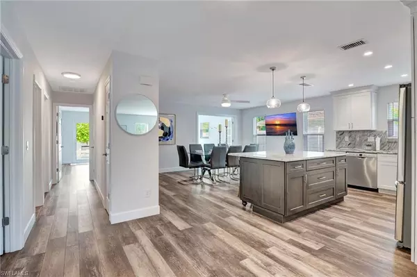 Naples, FL 34108,779 100th AVE N