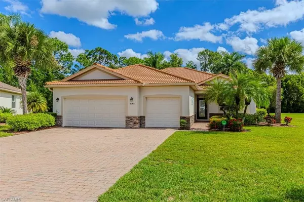 8140 Monticello CT, Naples, FL 34104