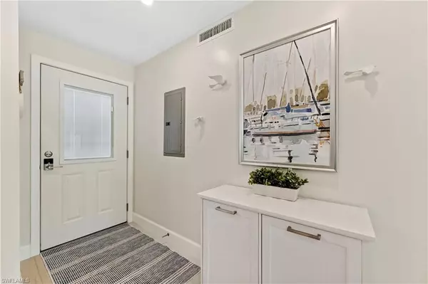 Naples, FL 34102,1686 Blue Point AVE #B5