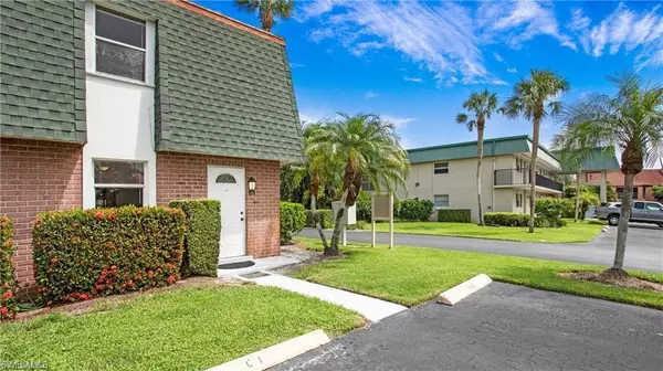 Naples, FL 34113,600 Valley Stream DR #I