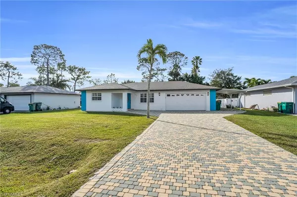 Naples, FL 34110,226 Willowick DR