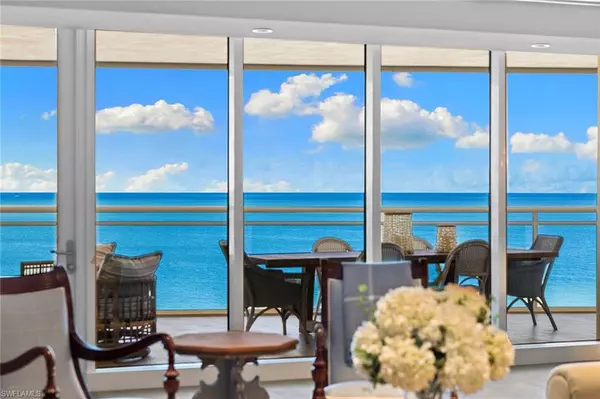 Naples, FL 34108,11125 Gulf Shore DR #605