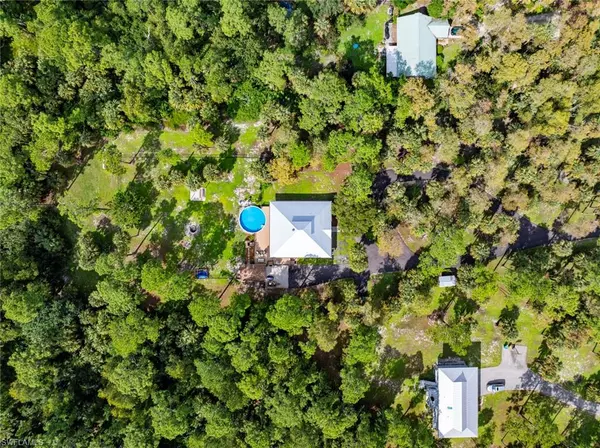 Naples, FL 34117,611 8th ST SE