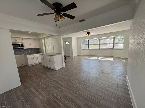 Fort Myers, FL 33905,Address not disclosed