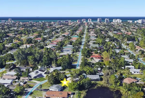Naples, FL 34108,817 107th AVE N