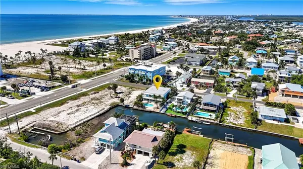 Fort Myers Beach, FL 33931,110 Bahia VIA
