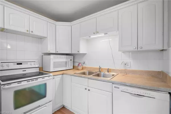 Fort Myers, FL 33901,1758 Coronado RD