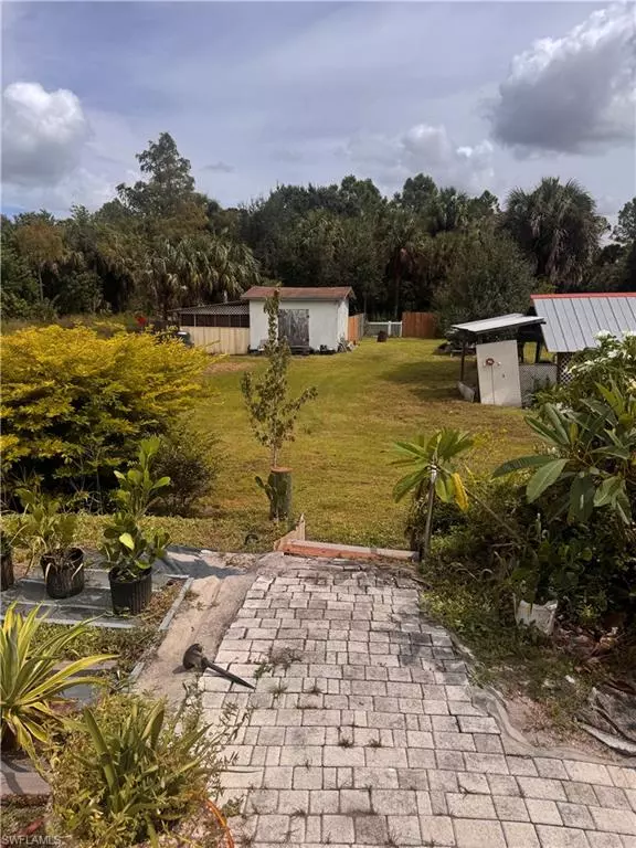 Naples, FL 34120,460 12th ST NE