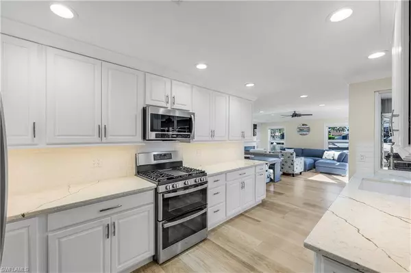 Marco Island, FL 34145,427 Nassau CT