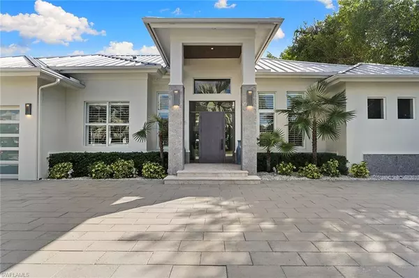 Naples, FL 34102,720 Orchid DR