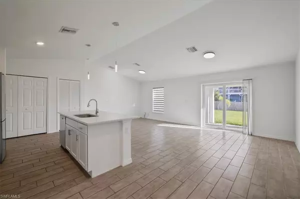 Lehigh Acres, FL 33976,3603 11th ST SW