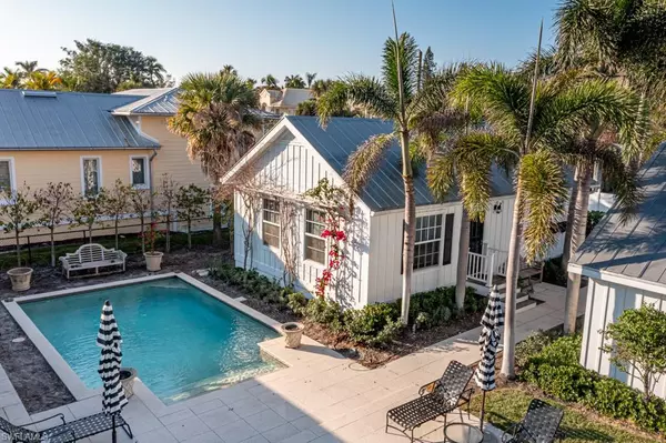 Naples, FL 34102,187 Broad AVE S