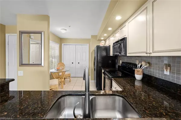 Bonita Springs, FL 34135,13070 Amberley CT #902