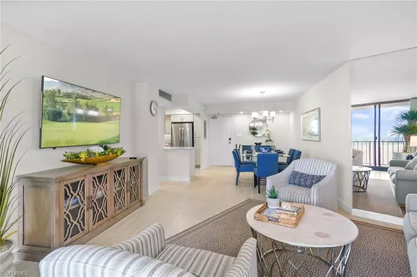 Marco Island, FL 34145,380 Seaview CT #1107