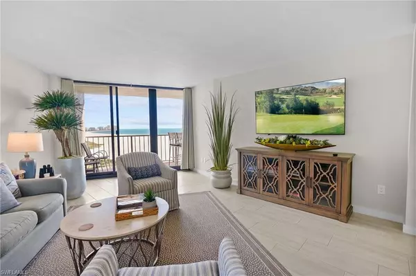 Marco Island, FL 34145,380 Seaview CT #1107