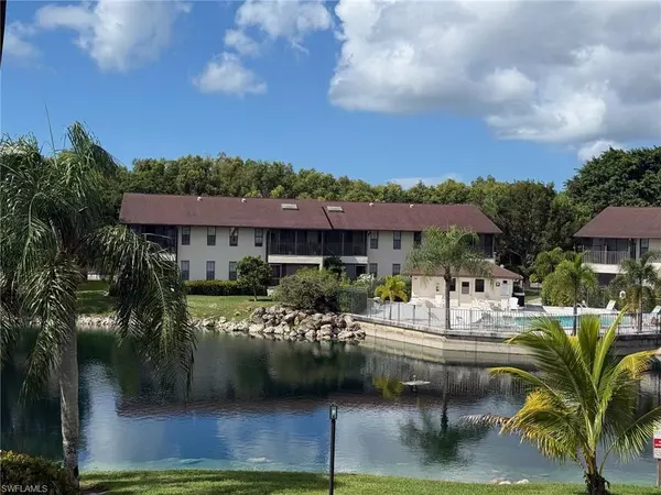 Naples, FL 34113,5365 Treetops DR #S206