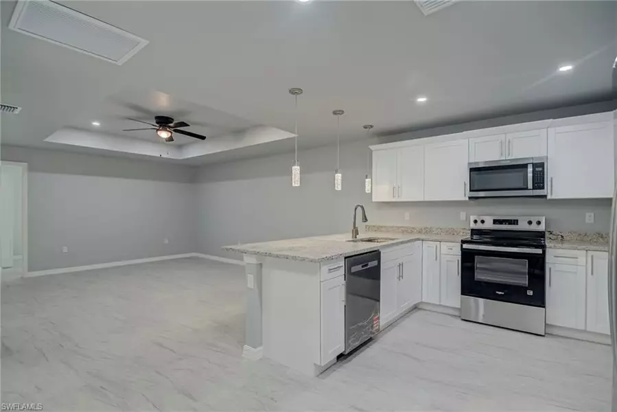 3510 S Grimsley CT, Fort Myers, FL 33916