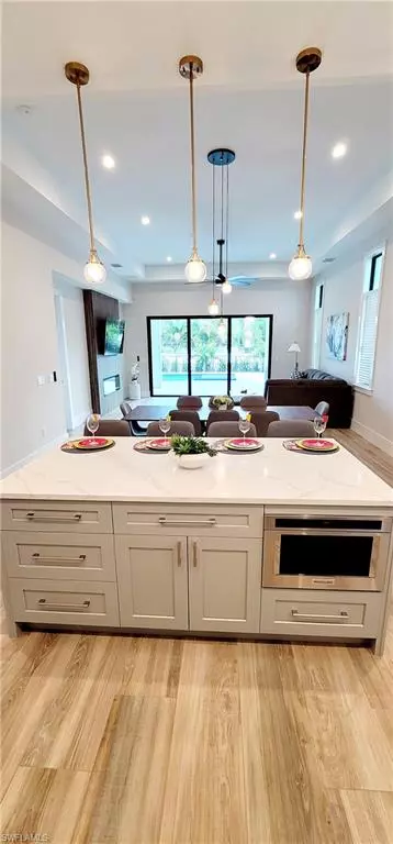 Naples, FL 34108,511 91st AVE N