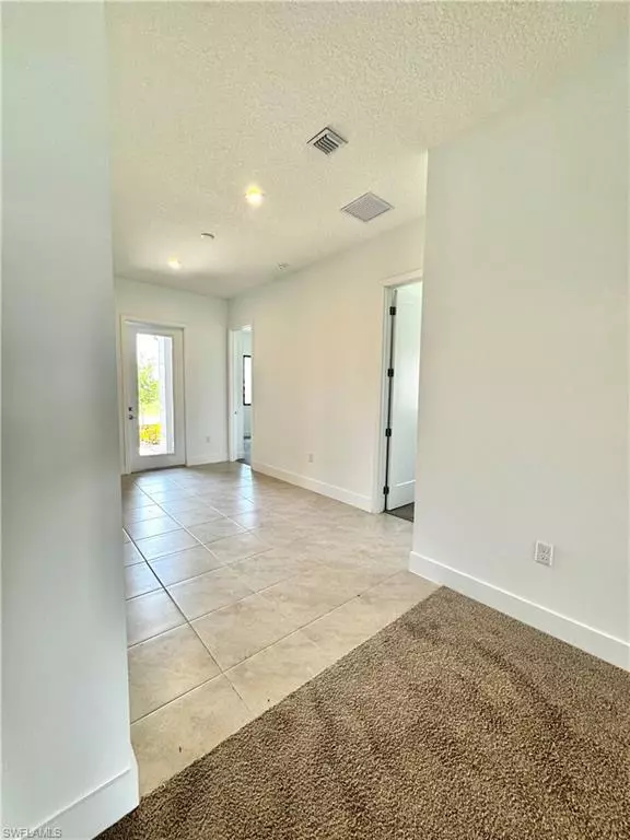 Ave Maria, FL 34142,5165 Julienne RD