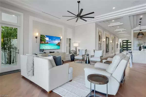 Naples, FL 34110,16647 Isola Bella LN