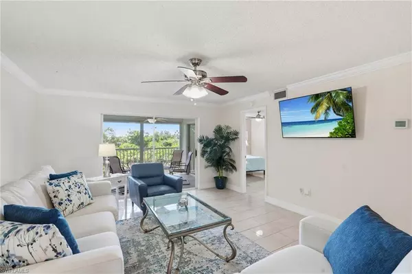 Naples, FL 34113,5435 Rattlesnake Hamm RD #E-304