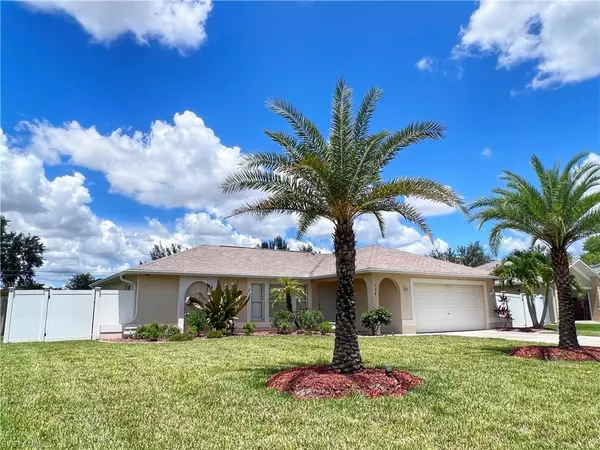 137 SE 17th TER, Cape Coral, FL 33990