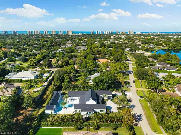 Naples, FL 34108,174 Carica RD