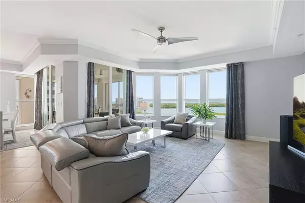 Naples, FL 34110,285 Grande WAY #801