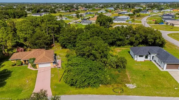 Lehigh Acres, FL 33974,102 Parish DR