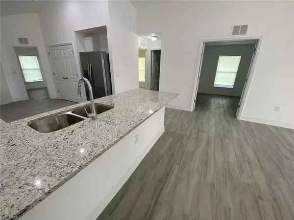 Lehigh Acres, FL 33973,4516-4518 26th ST SW