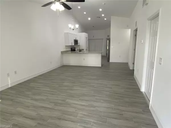 Lehigh Acres, FL 33973,4516-4518 26th ST SW