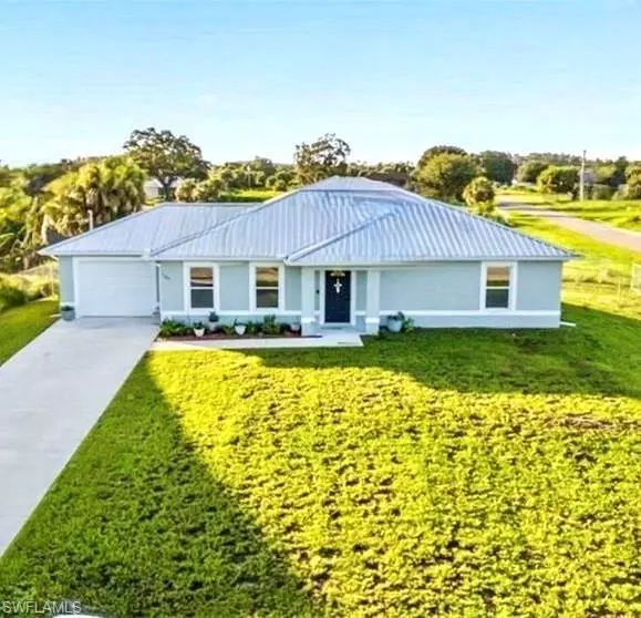 1180 Calico ST, Labelle, FL 33935